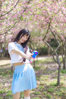 女模裸体下毛走秀